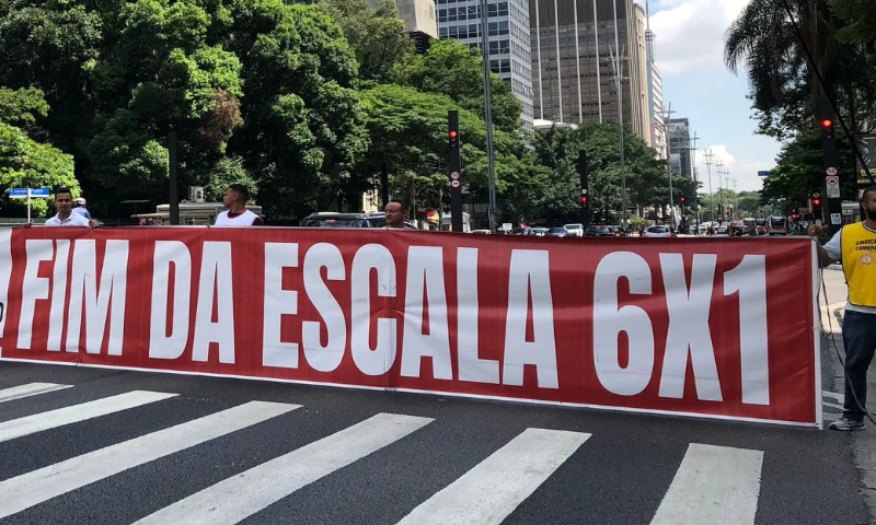 PECs do fim da escala 6x1 e da Segurança Pública começam a tramitar na CCJ do Senado